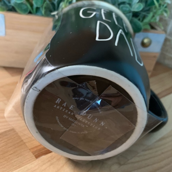 RAE DUNN “GEEKY DAD” LL BLACK CERAMIC MUG - Picture 5 of 5